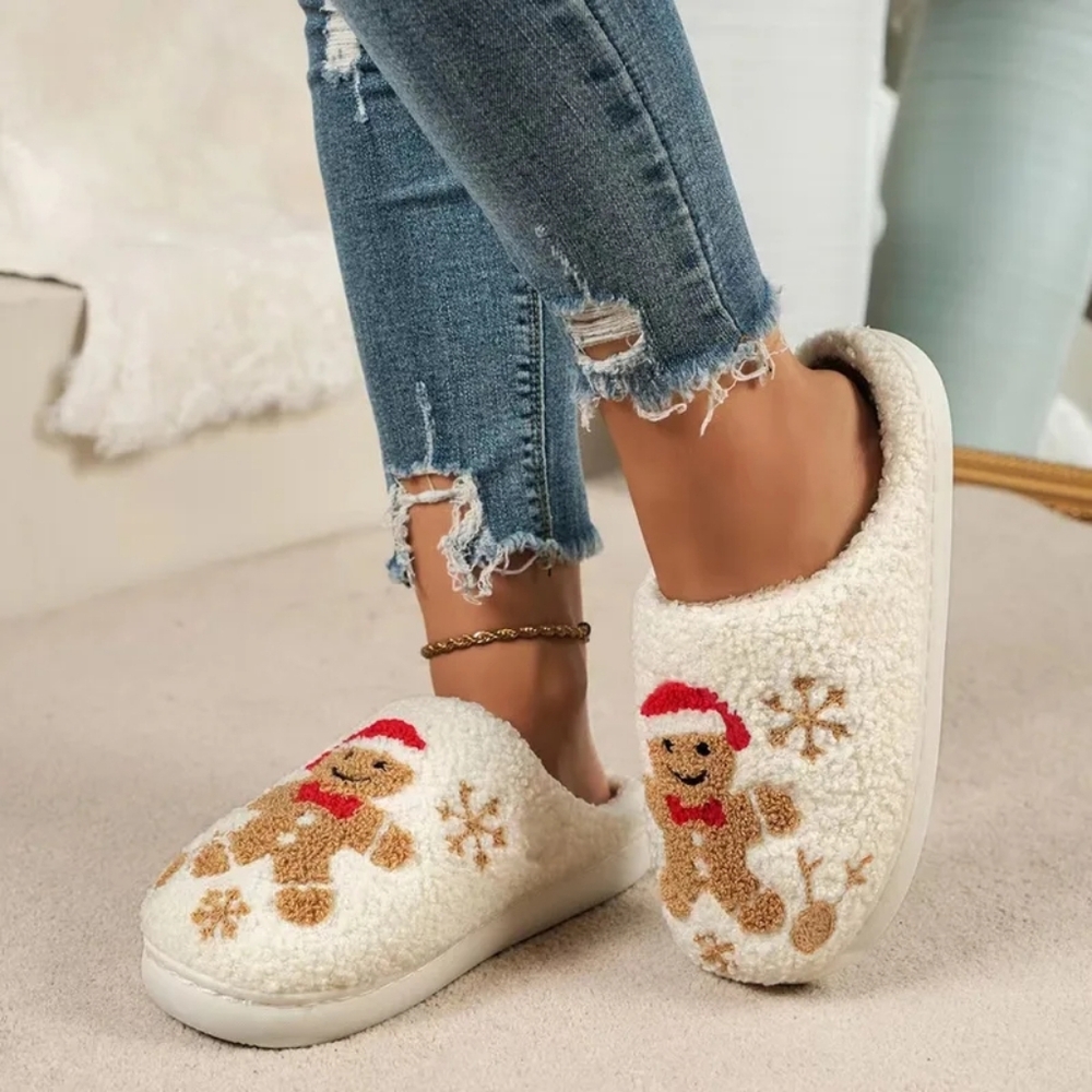 🎄 HOST PICK 🎄 Gingerbread Man Holiday Slippers - Picture 5 of 5